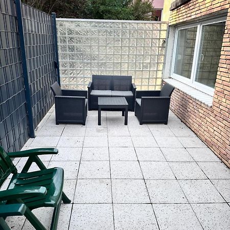 M&L Wohnen 3 Appartement Essen Buitenkant foto